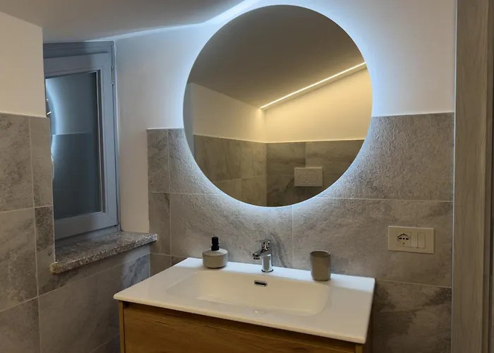 Il Cervo D'hotes 4* אאוסטה