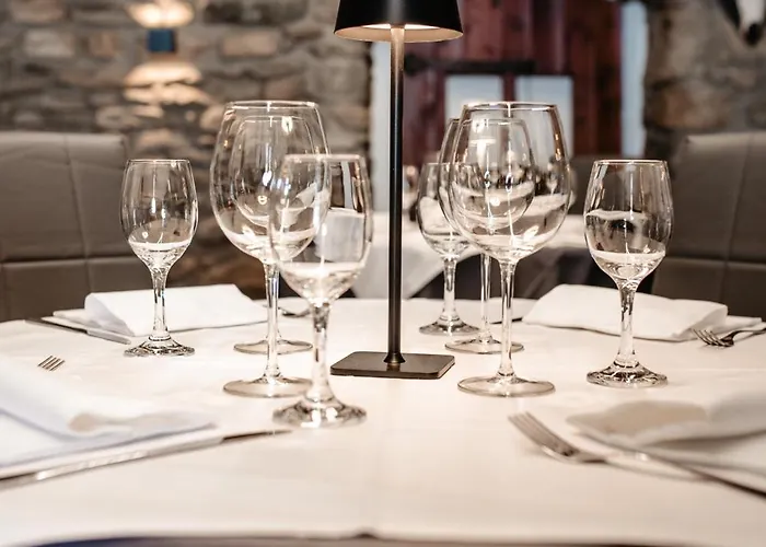 Il Cervo D'hotes 4* אאוסטה